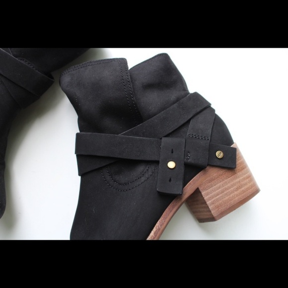 UGG Elora ankle boots - Picture 7 of 13